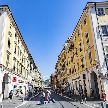 Garibaldi Near Port And Place Du Pin * Nizza